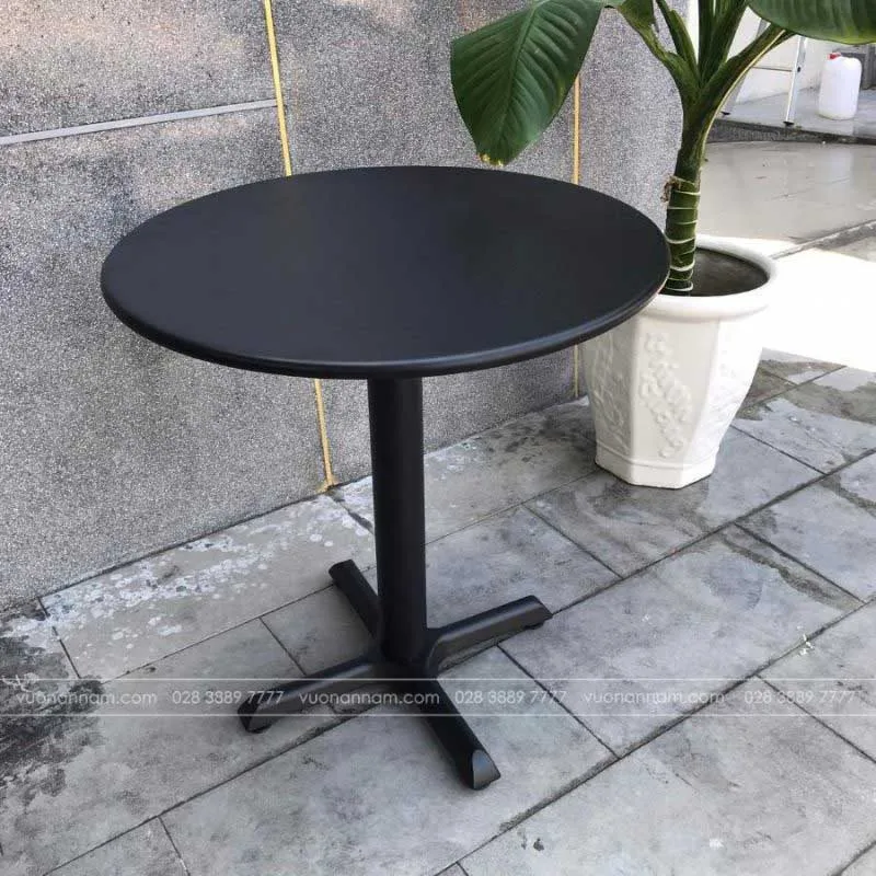 Bàn cafe sân vườn ngoài trời đẹp