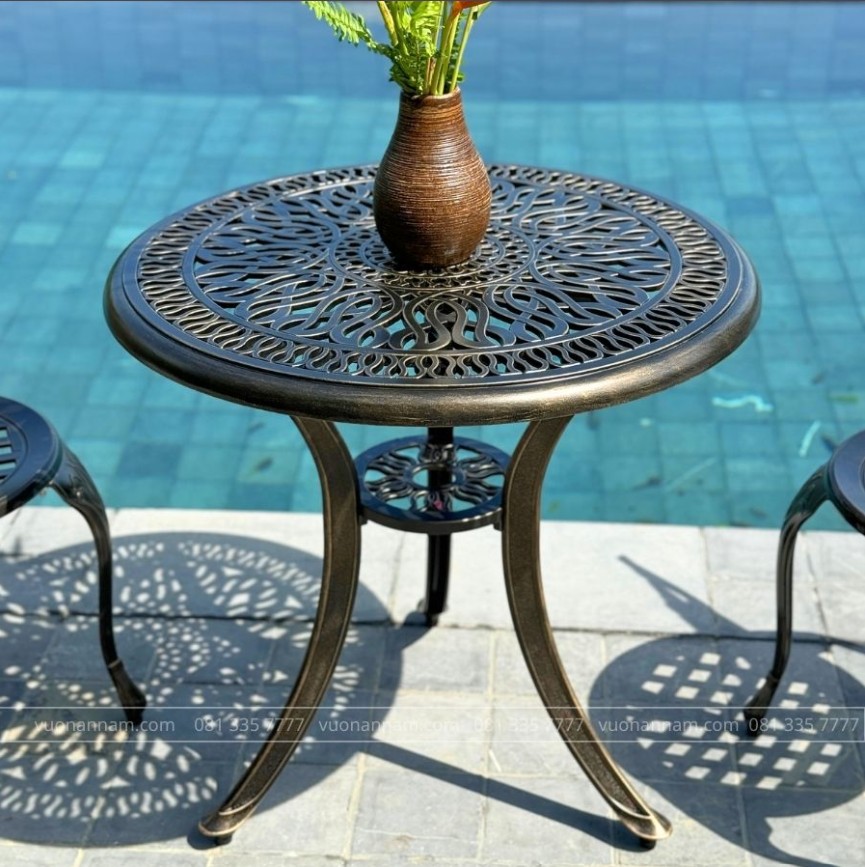 Bàn tròn nhôm đúc BG-02N D70cm