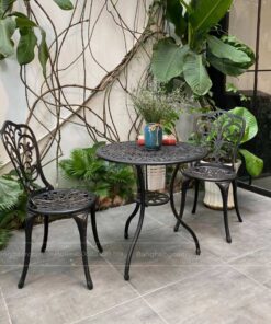 Bộ bàn ghế ngoài trời BG-14N bố trí sân vườn