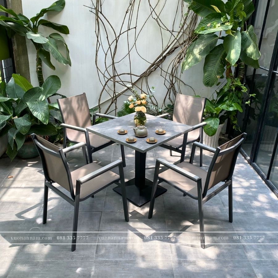 Bộ Bàn Ghế Ngoài Trời BTL-LL